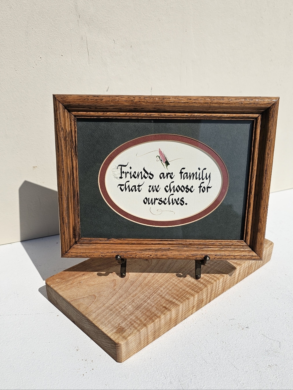 Vintage Framed Sentiment Wall Art - "Friends are family" - Wood Frame